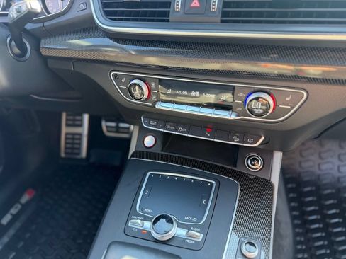 Used 2018 Audi SQ5 Premium Plus AWD/4WD image 17