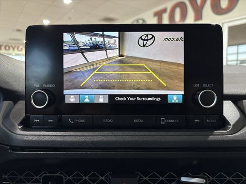 Used 2024 Honda Accord EX image 18