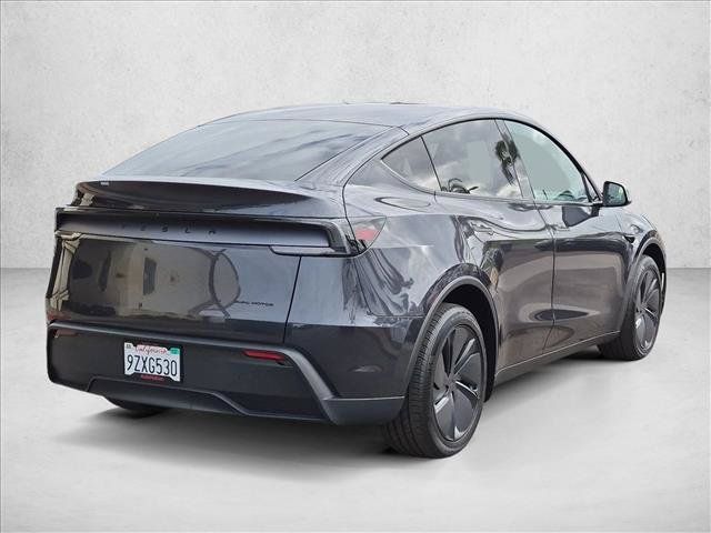 Used 2026 Tesla Model Y Long Range AWD/4WD image 5