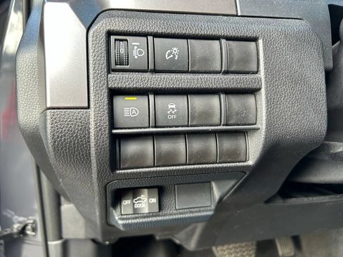 Used 2025 Toyota Tacoma SR5 RWD image 19