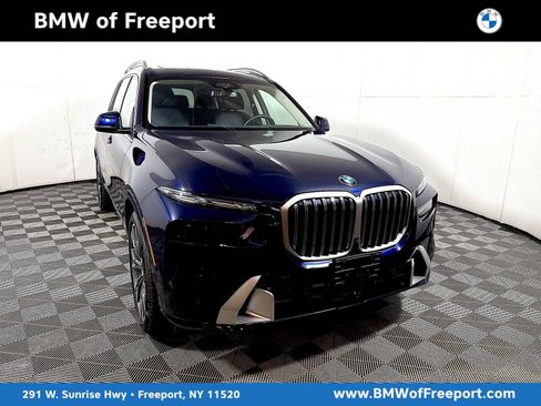 Used 2026 BMW X7 xDrive40i AWD/4WD image 1