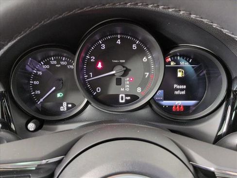 New 2026 Porsche Macan image 11