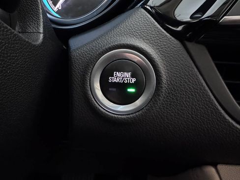 Certified 2018 Buick Envision Essence AWD/4WD image 22