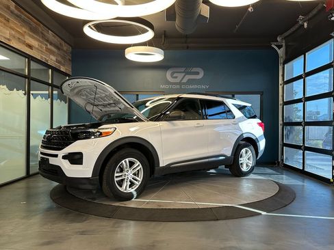 Used 2020 Ford Explorer XLT w/ Comfort Package AWD/4WD image 25