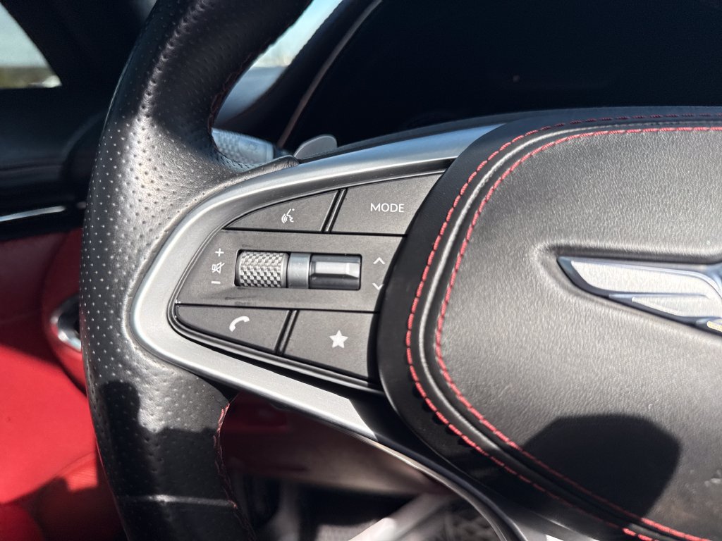 Used 2023 Genesis GV70 2.5T w/ Sport Prestige Package AWD/4WD image 31