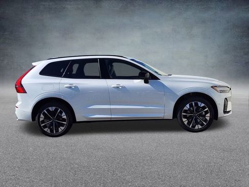 New 2026 Volvo XC60 B5 Plus w/ Protection Package Premier image 8