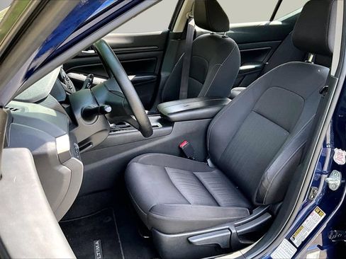 Used 2022 Nissan Altima 2.5 S FWD image 19