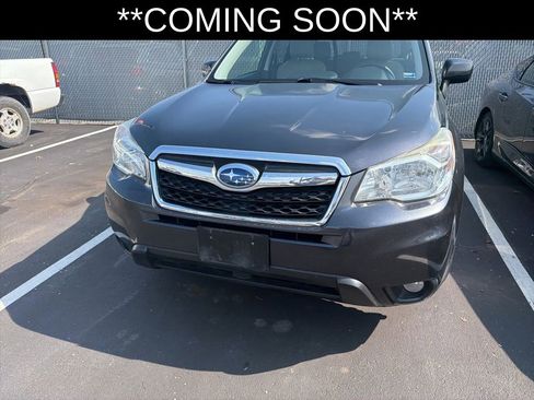 Used 2015 Subaru Forester 2.5i Limited AWD/4WD image 2