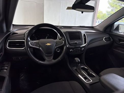 Certified 2022 Chevrolet Equinox LT image 18