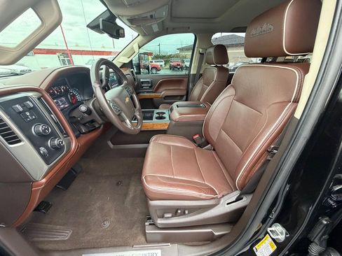 Used 2015 Chevrolet Silverado 2500 High Country w/ Duramax Plus Package image 9