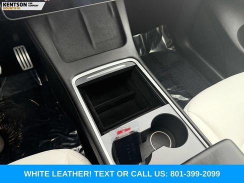 Used 2023 Tesla Model Y Performance AWD/4WD image 19