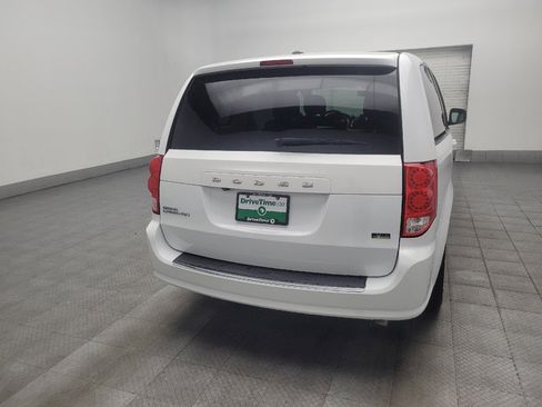 Used 2018 Dodge Grand Caravan SE w/ UConnect Hands-Free Group FWD image 7