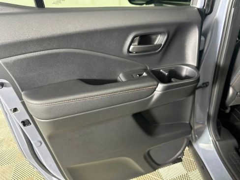 Used 2025 Honda Ridgeline TrailSport image 19