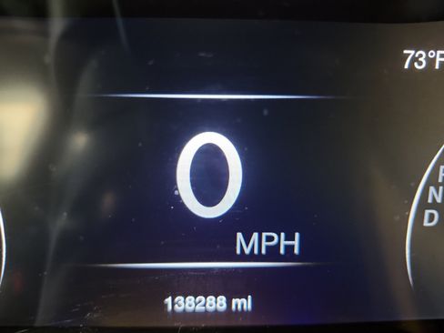 Used 2017 Jeep Grand Cherokee Limited AWD/4WD image 10
