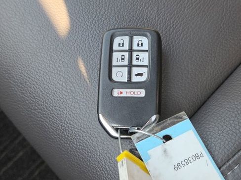 Used 2023 Honda Odyssey EX-L image 35