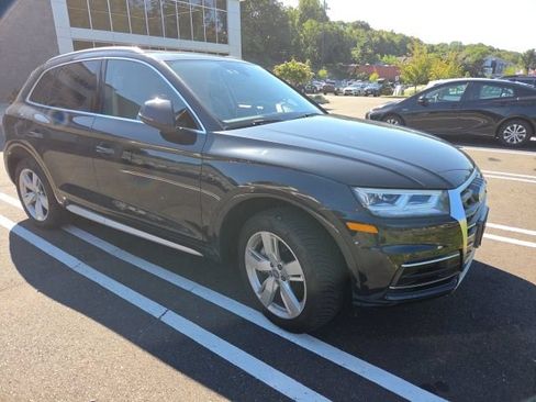 Used 2018 Audi Q5 2.0T Premium Plus AWD/4WD image 3