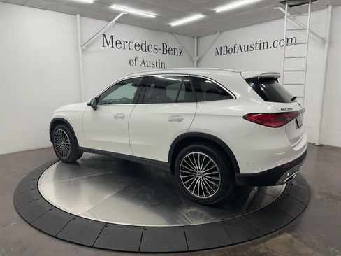 Used 2026 Mercedes-Benz GLC 300 image 5
