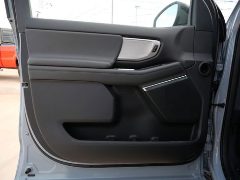 New 2026 Ford Expedition Active AWD/4WD image 15