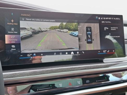 New 2026 BMW 760i xDrive w/ Executive Package AWD/4WD image 17