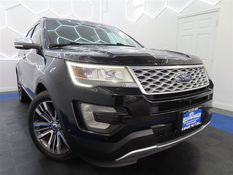Used 2017 Ford Explorer Platinum AWD/4WD image 2