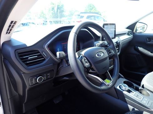 Used 2023 Ford Escape Active AWD/4WD image 13