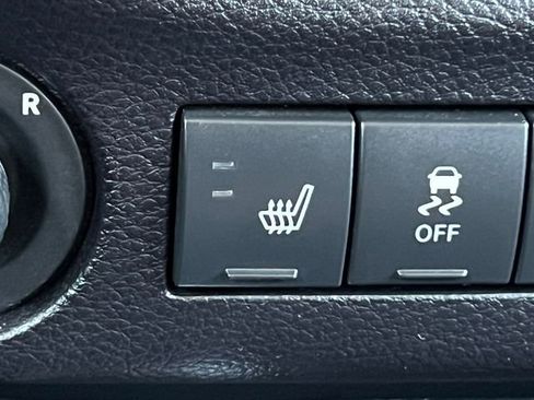 Used 2016 Jeep Wrangler Unlimited Sahara AWD/4WD image 25