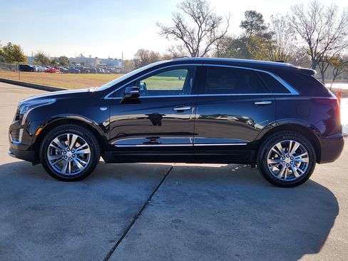 Certified 2023 Cadillac XT5 Premium Luxury w/ Technology Package image 4