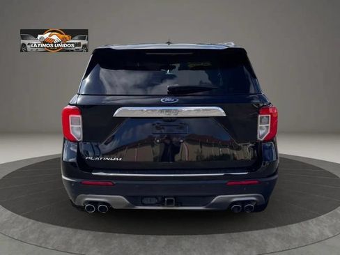 Used 2021 Ford Explorer Platinum w/ Equipment Group 601A AWD/4WD image 6