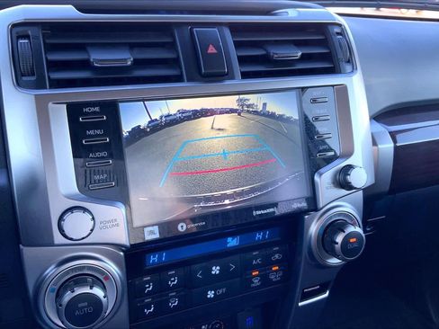 Used 2021 Toyota 4Runner Limited image 27