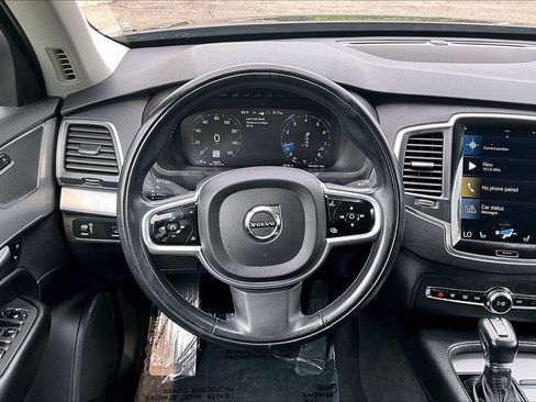 Used 2022 Volvo XC90 T5 Momentum w/ Climate Package AWD/4WD image 20
