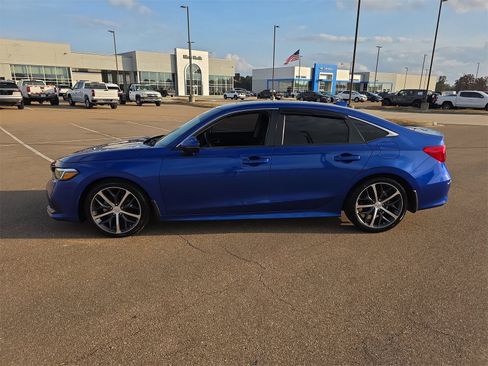 Used 2024 Honda Civic Touring image 5