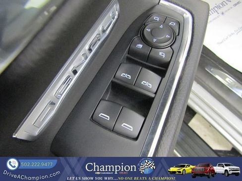 Used 2024 GMC Sierra 1500 Denali AWD/4WD image 33