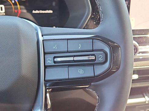 New 2026 Chevrolet Colorado W/T w/ WT Custom Package AWD/4WD image 11