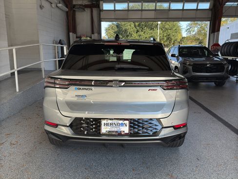 New 2026 Chevrolet Equinox EV RS image 6