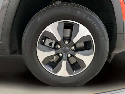 Used 2023 Jeep Grand Cherokee 4WD 4xe image 94