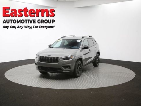 Used 2023 Jeep Cherokee Altitude Lux image 54