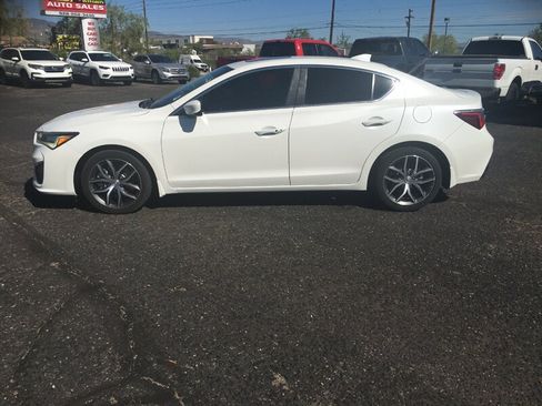 Used 2019 Acura ILX FWD image 5