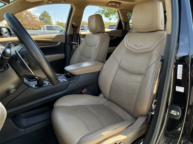 Used 2022 Cadillac XT5 Sportv w/ Platinum Package AWD/4WD image 26