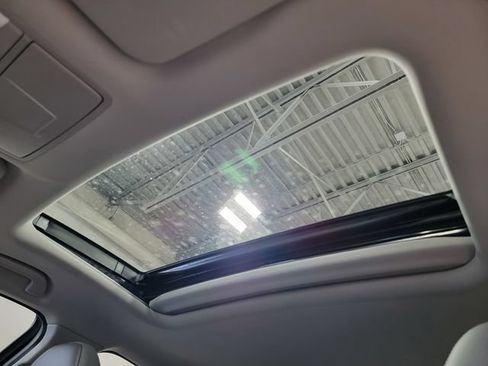 Used 2020 Acura TLX FWD image 31