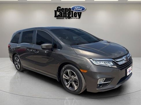 Used 2018 Honda Odyssey Touring image 11
