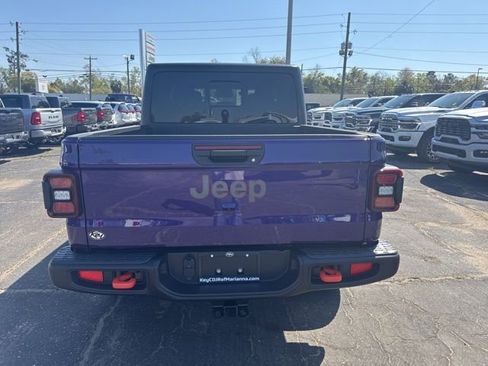 New 2026 Jeep Gladiator Mojave w/ Steel Bumper Group image 4