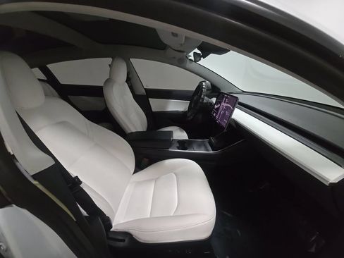 Used 2019 Tesla Model 3 Standard Range RWD image 6