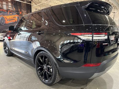 Used 2018 Land Rover Discovery SE image 37