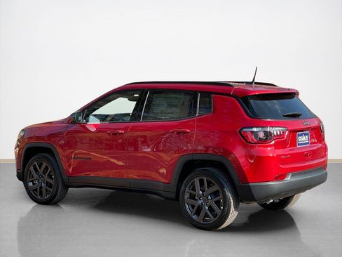 New 2026 Jeep Compass Latitude image 5