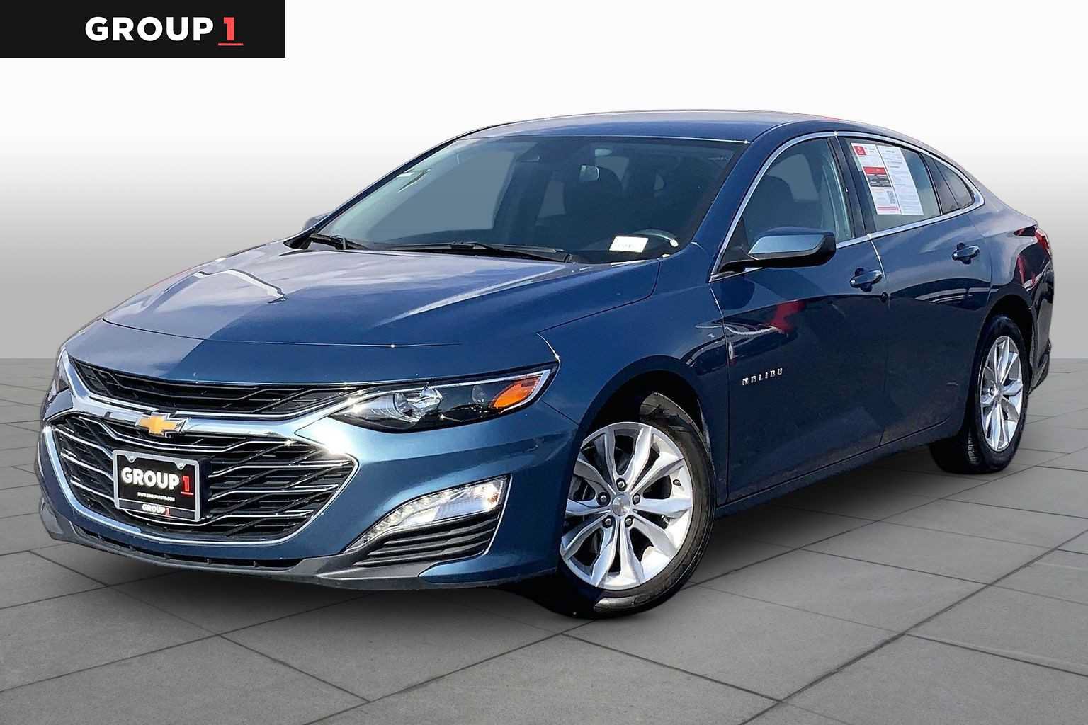 Used 2025 Chevrolet Malibu LT FWD image 1