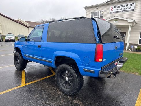 Used 1996 Chevrolet Tahoe 4WD 2-Door image 8