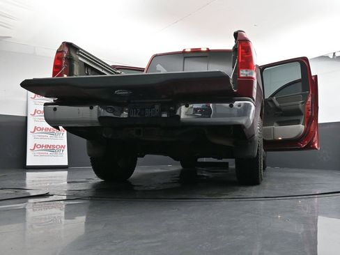 Used 2004 Nissan Titan LE w/ (NAV) Nissan Navigation Pkg image 29