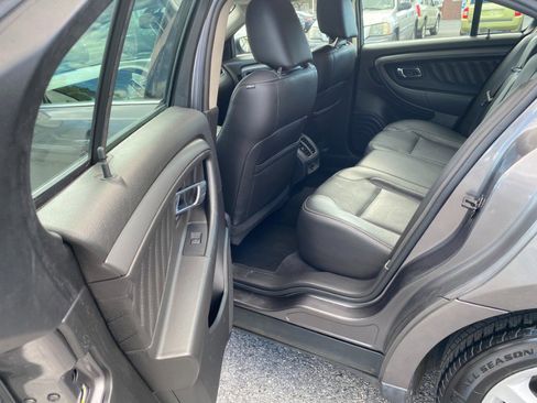 Used 2011 Ford Taurus SEL w/ 201A Rapid Spec Order Code image 12