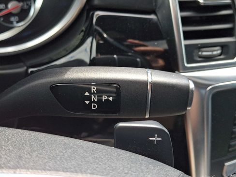 Used 2015 Mercedes-Benz ML 63 AMG 4MATIC image 15