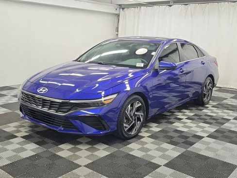 Used 2024 Hyundai Elantra SEL FWD image 20